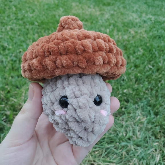 Crocheted Acorn Pop Toy‎ - Picture 8 of 8